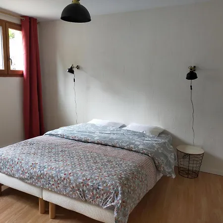 Les Pieds Dans L'olt - Ultreia Bed & Breakfast Estaing (Aveyron)